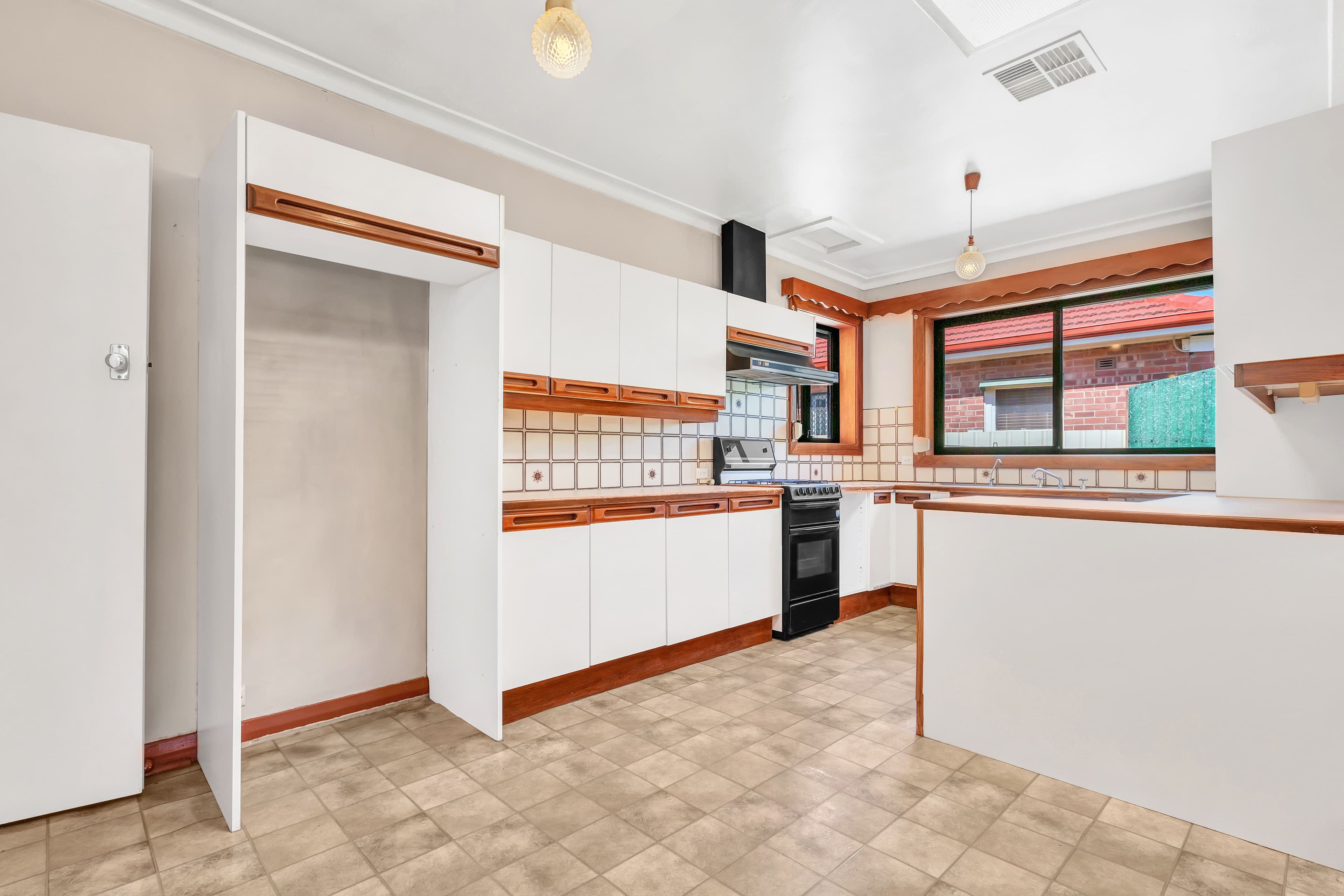 24 Kitchener Street, Kilburn SA 5084, Kilburn - Thumbnail 3