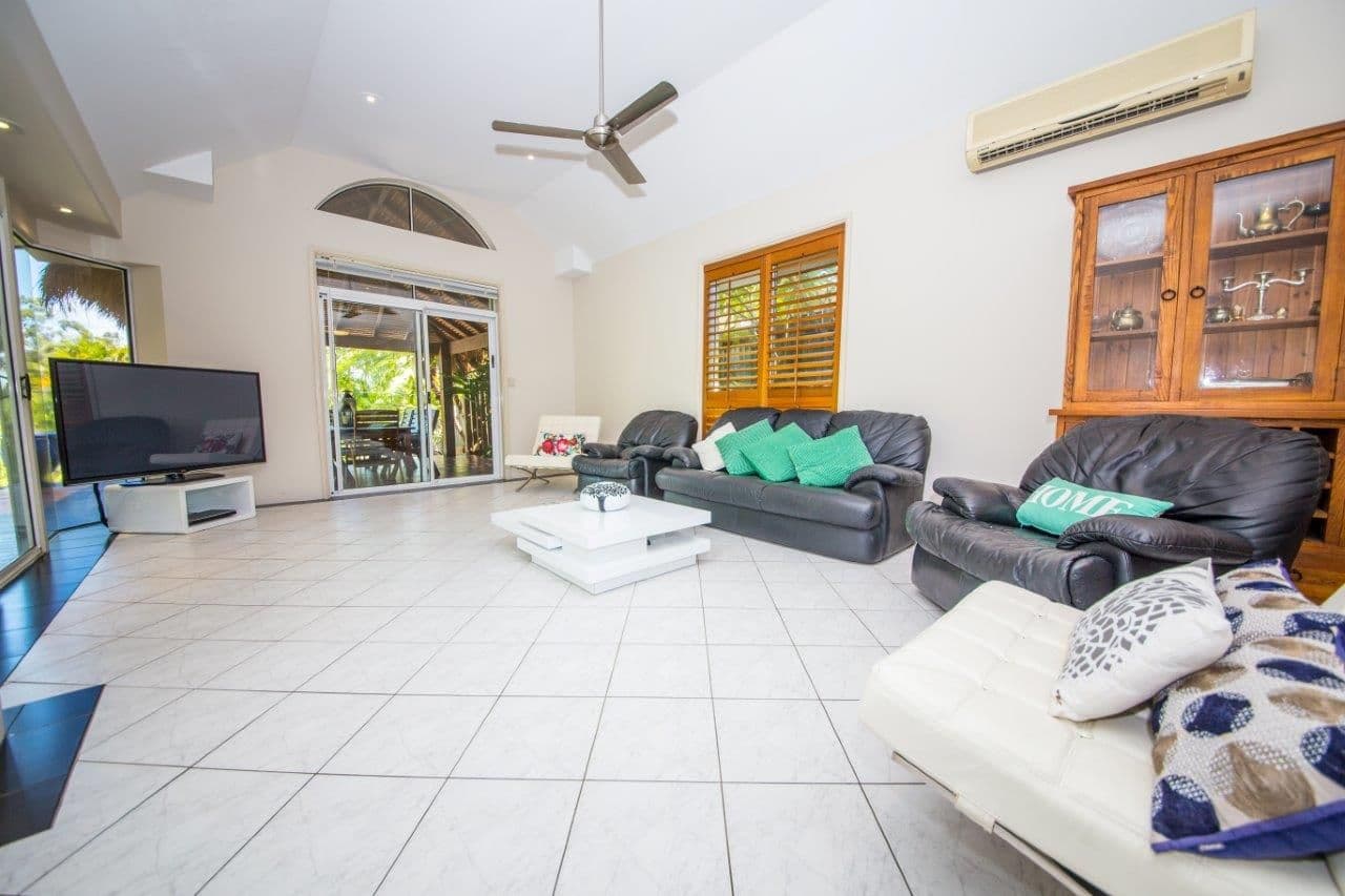 12 Carnoustie Court, ROBINA QLD 4226, Robina - Thumbnail 4
