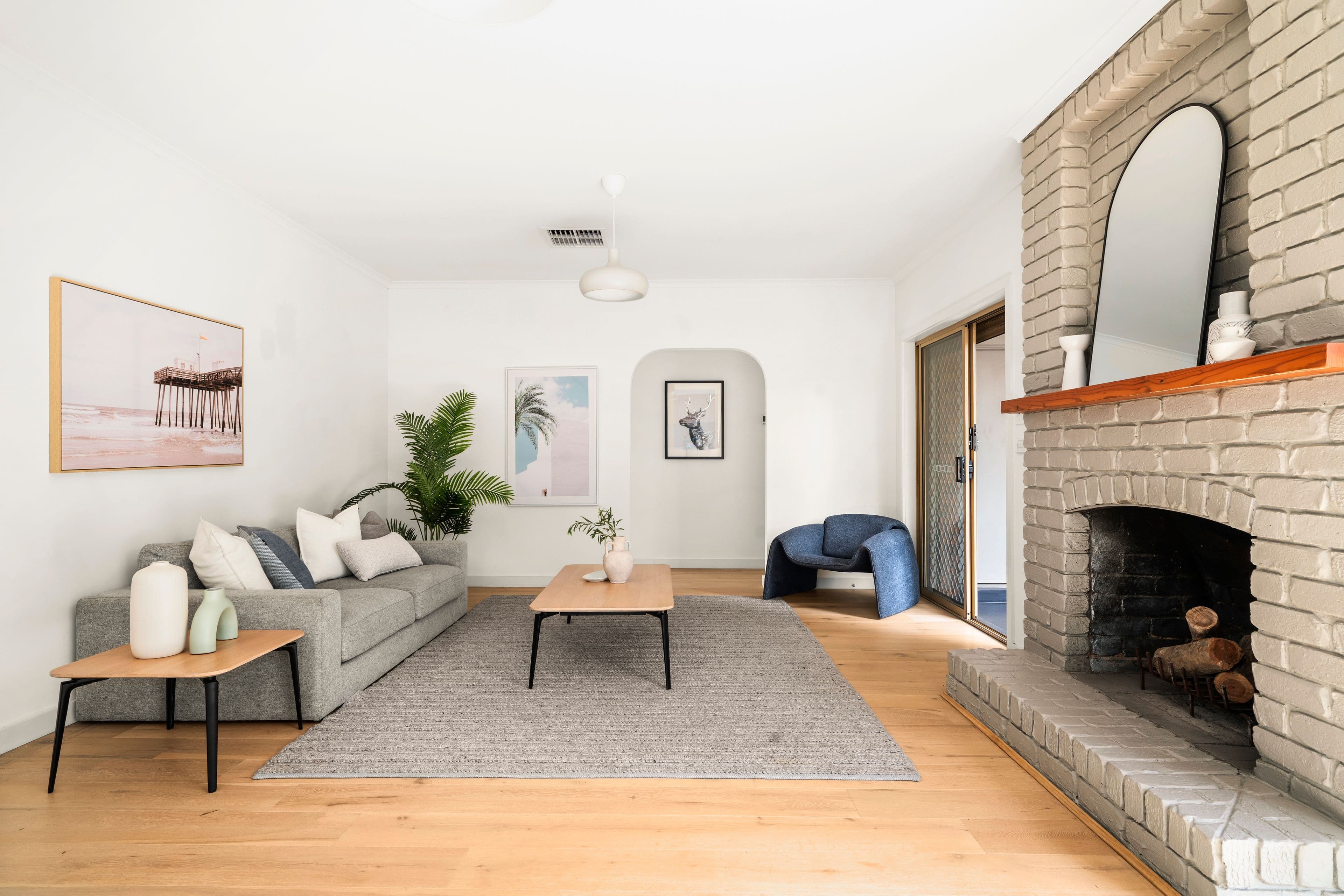 2 Florence Close, Reservoir VIC 3073, Reservoir - Thumbnail 3