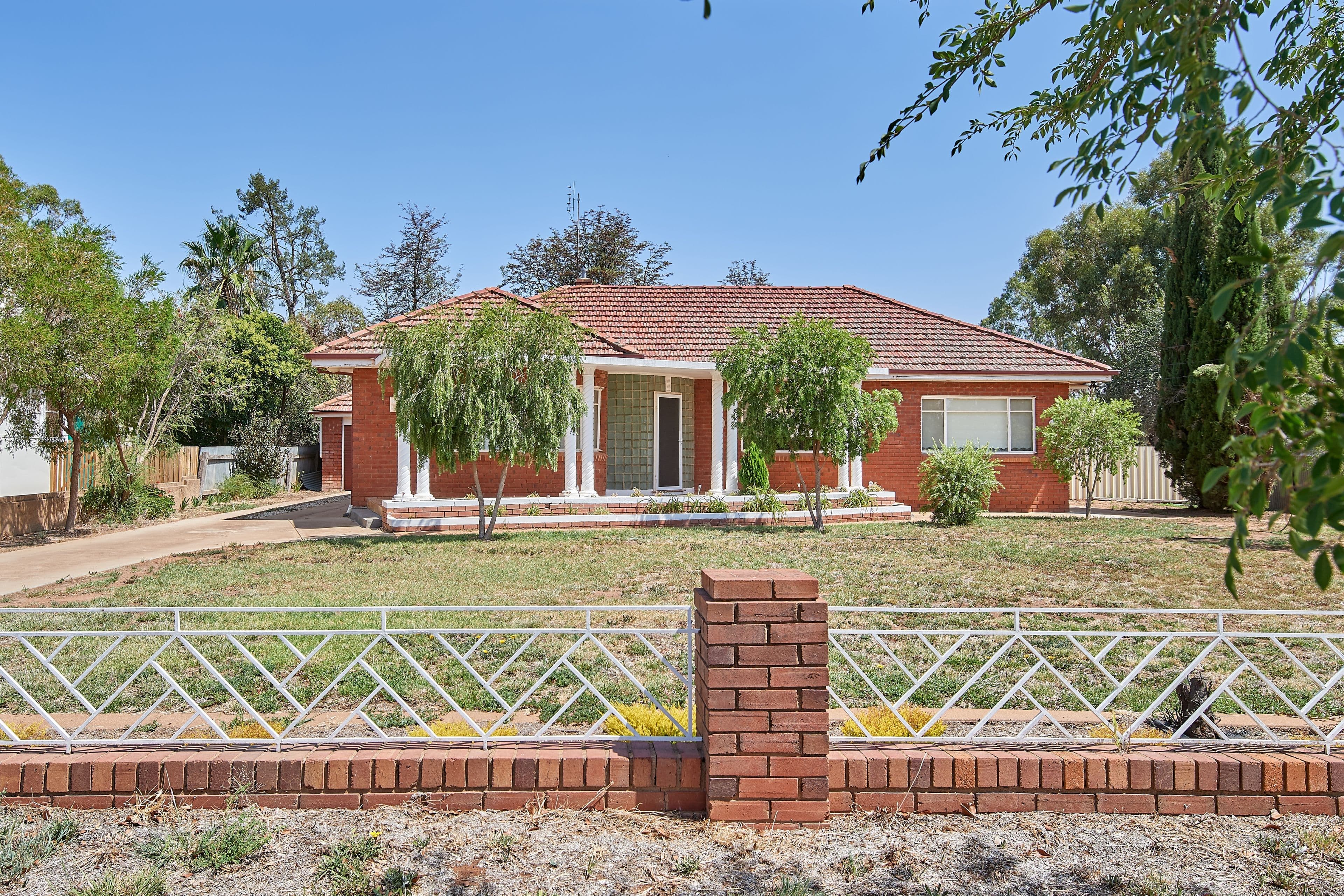 83 Waterview Street, Ganmain NSW 2702, Ganmain - Image 1