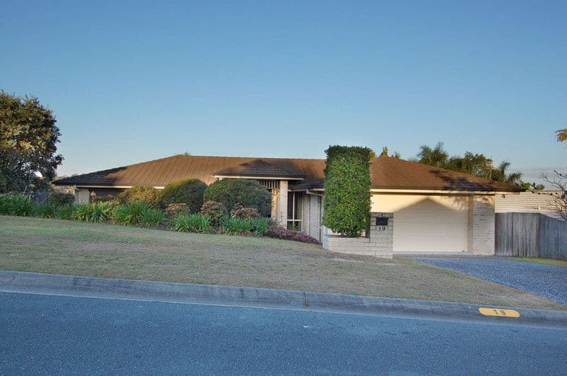 19 Settlement Court, TALLAI QLD 4213, Tallai - Image 1