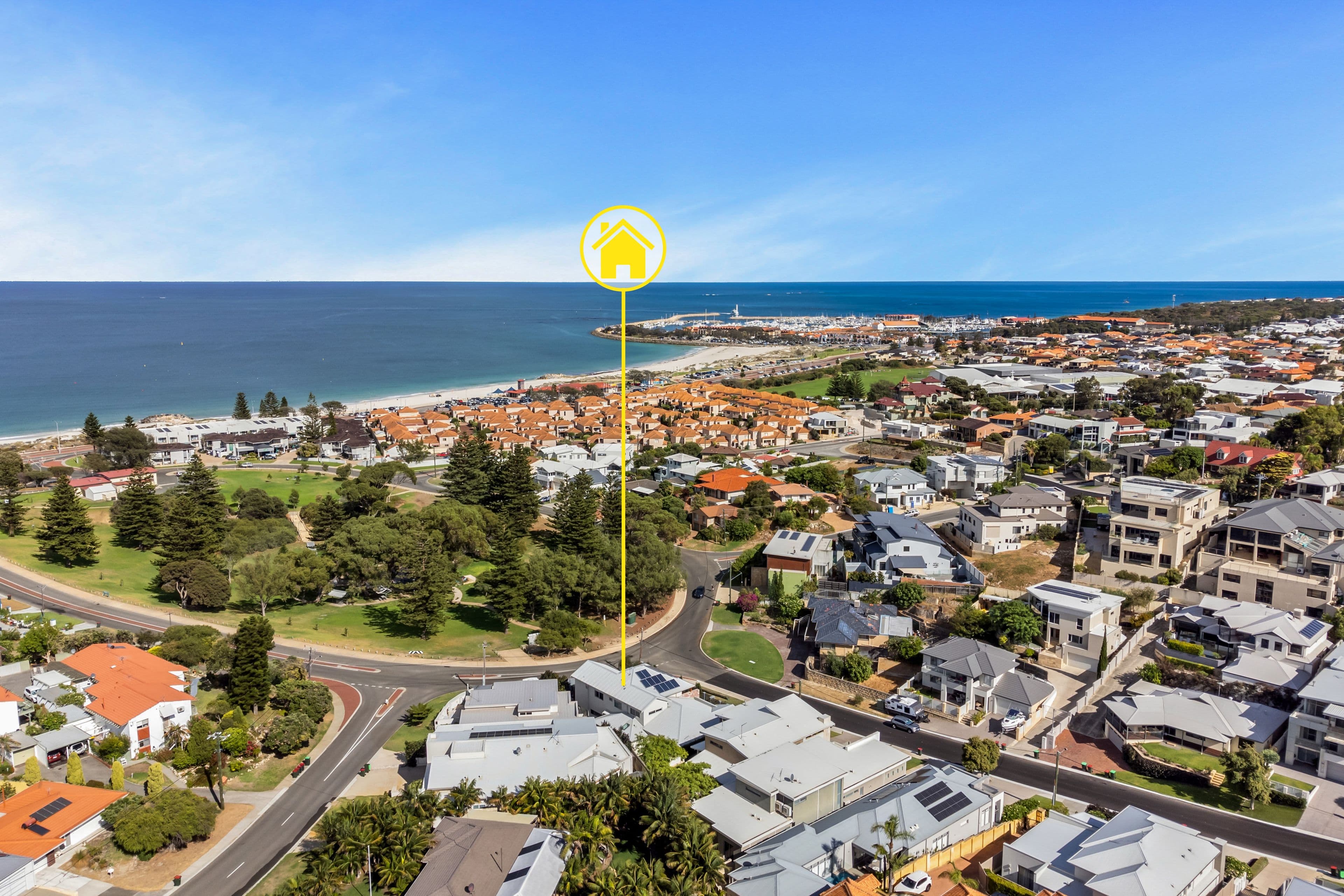 2A Hood Terrace, Sorrento WA 6020, Sorrento - Thumbnail 2
