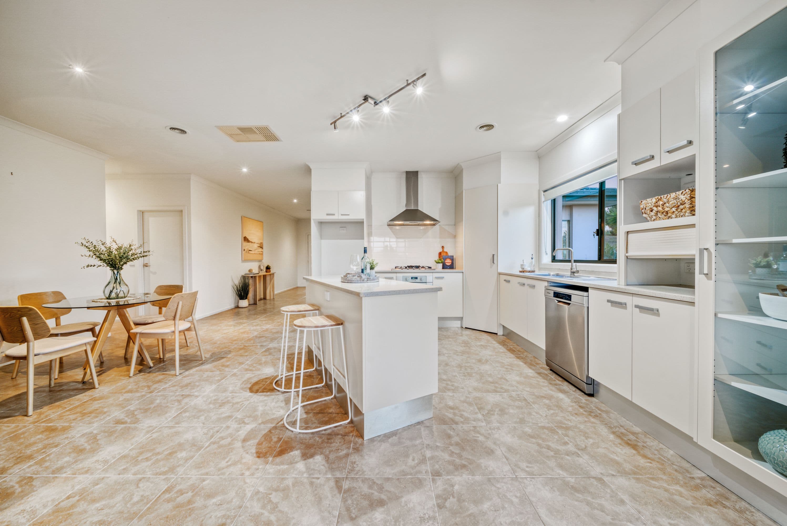 82 Eucumbene Drive, Duffy ACT 2611, Duffy - Thumbnail 7