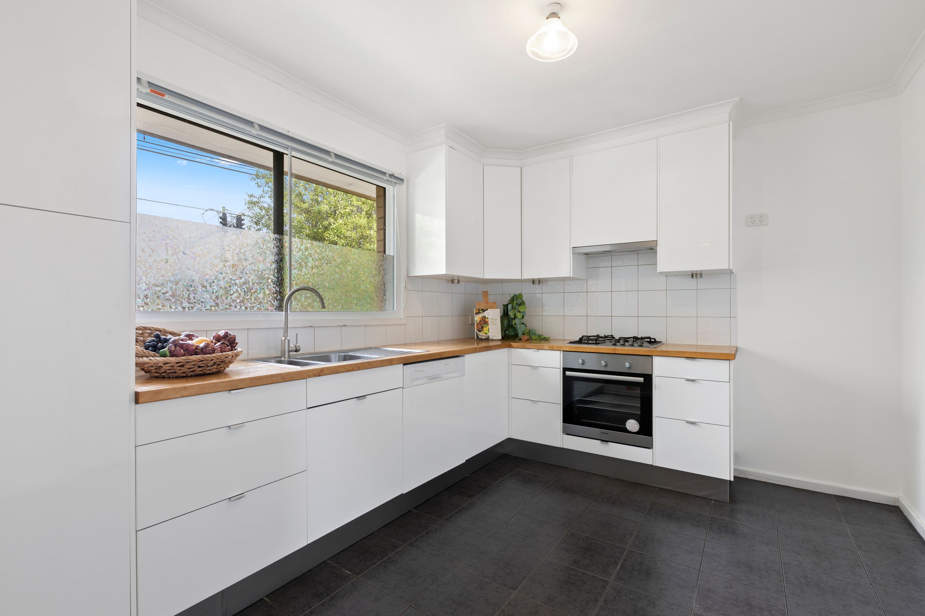 287 Warrigal Road, Cheltenham VIC 3192, Cheltenham - Thumbnail 2