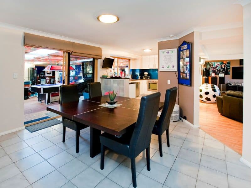 9 Hickey Close, NORANDA WA 6062, Noranda - Thumbnail 2