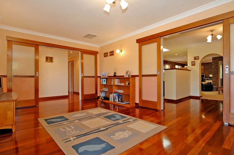 16 Churchill Drive, SWAN VIEW WA 6056, Swan View - Thumbnail 6