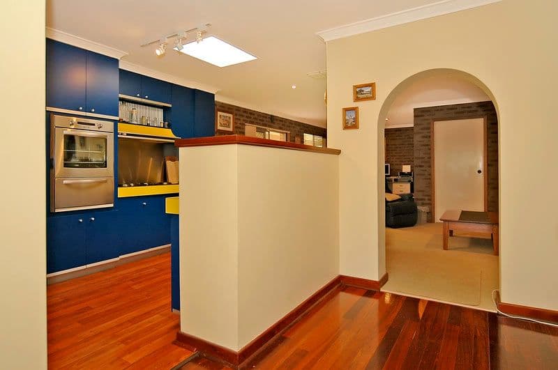 16 Churchill Drive, SWAN VIEW WA 6056, Swan View - Thumbnail 8