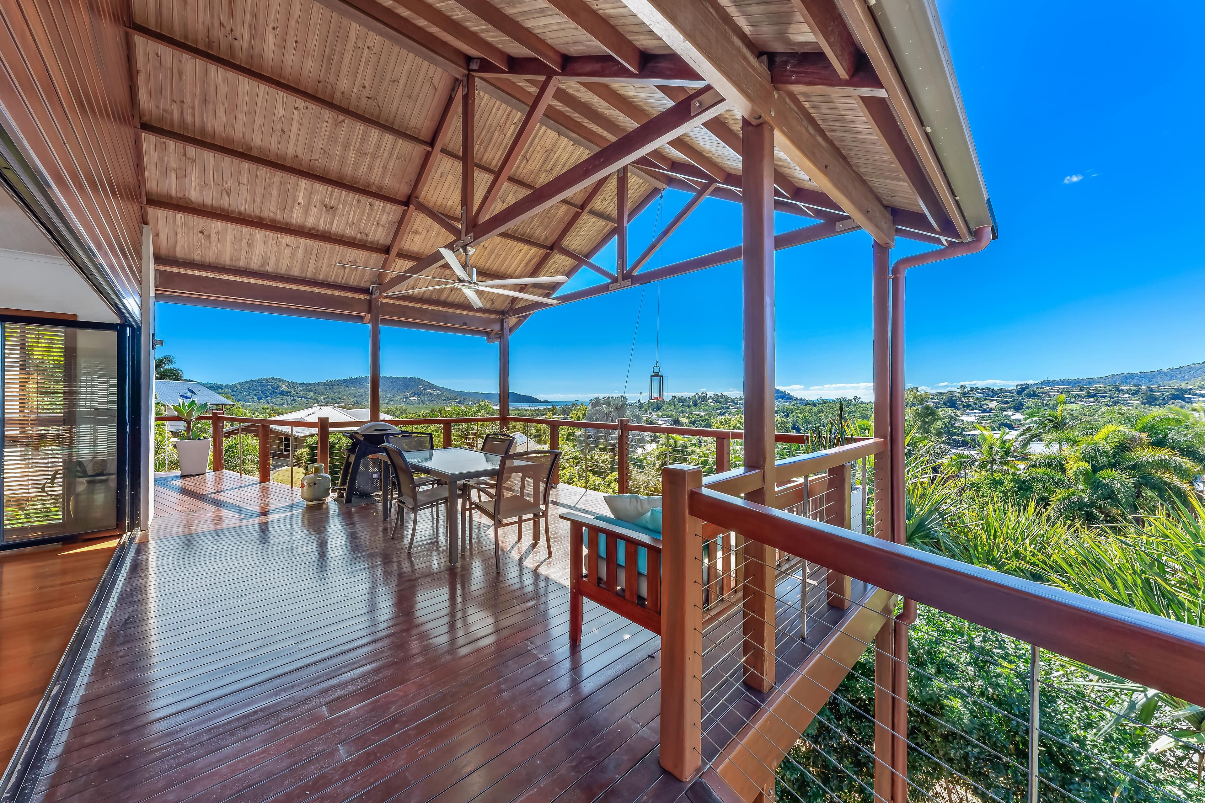 6 Daydream Court, Cannonvale QLD 4802, Cannonvale - Image 1