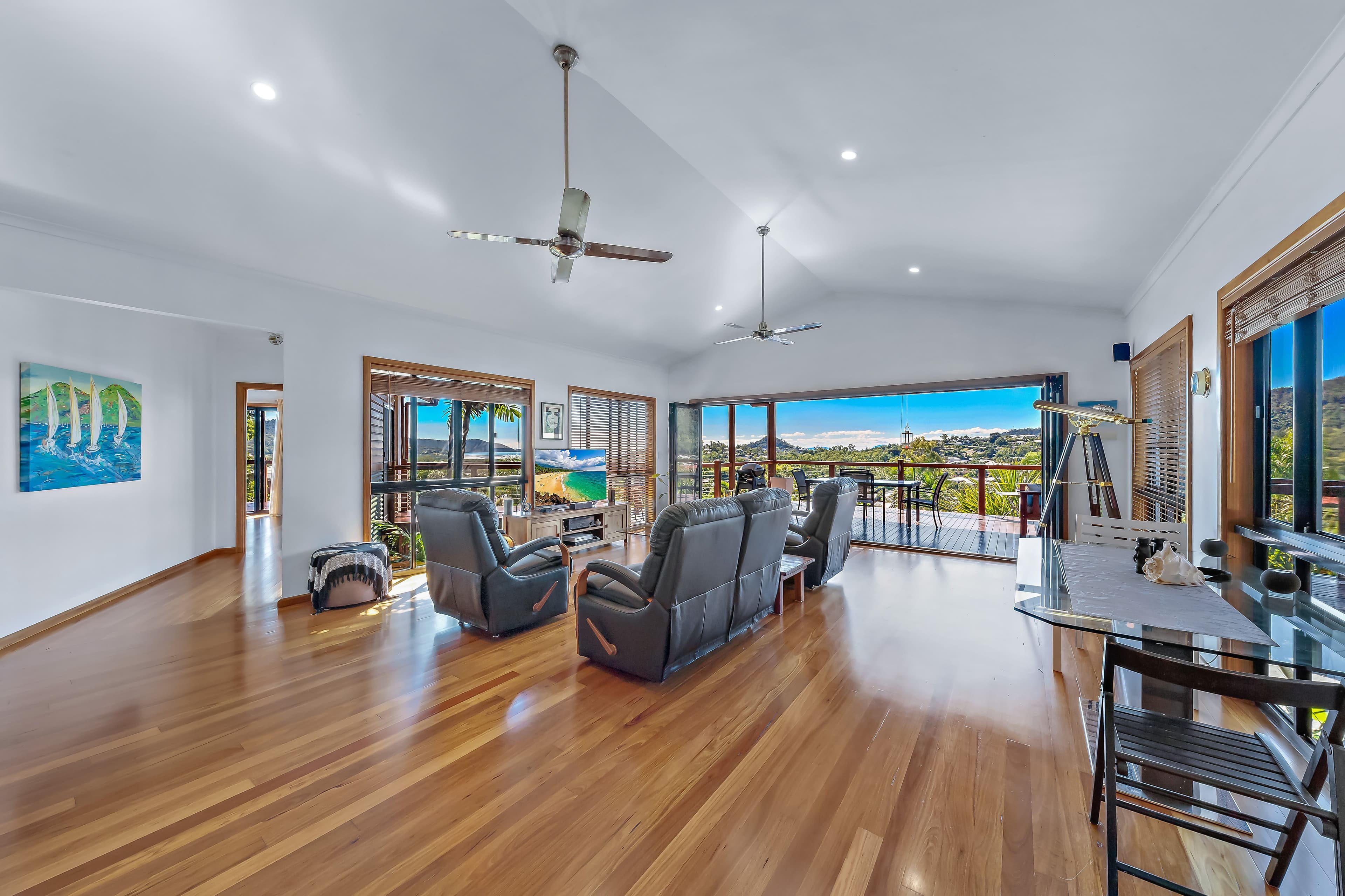 6 Daydream Court, Cannonvale QLD 4802, Cannonvale - Thumbnail 4