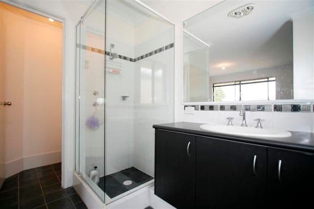12 Dennis Way, CANNING VALE WA 6155, Canning Vale - Thumbnail 6