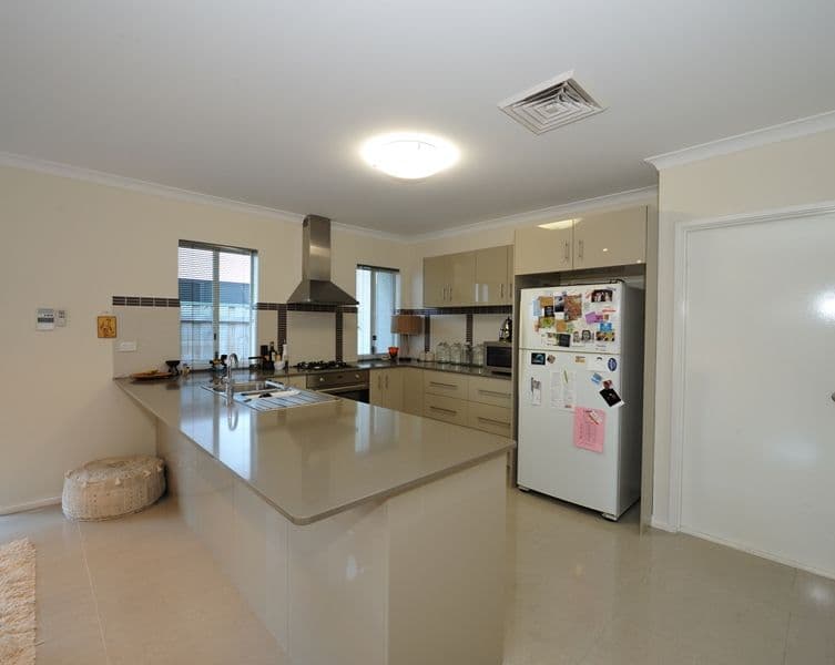 17 Fletcher Street, Rockingham WA 6168, Rockingham - Thumbnail 2