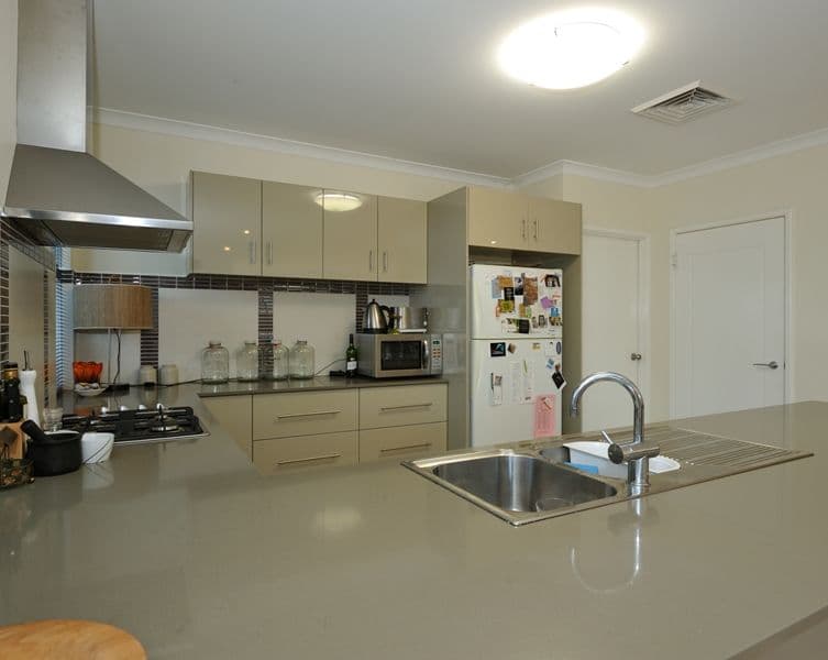 17 Fletcher Street, Rockingham WA 6168, Rockingham - Thumbnail 3