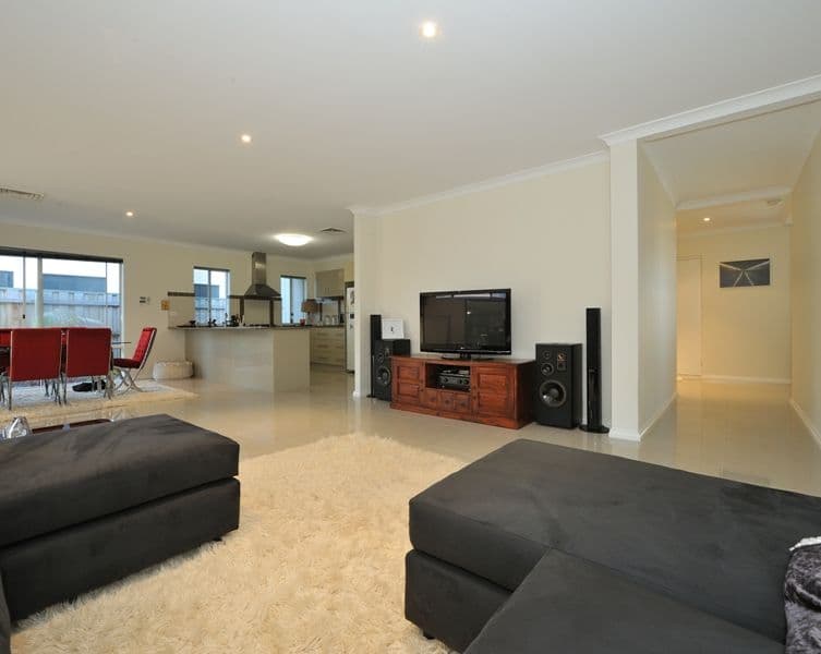17 Fletcher Street, Rockingham WA 6168, Rockingham - Thumbnail 6