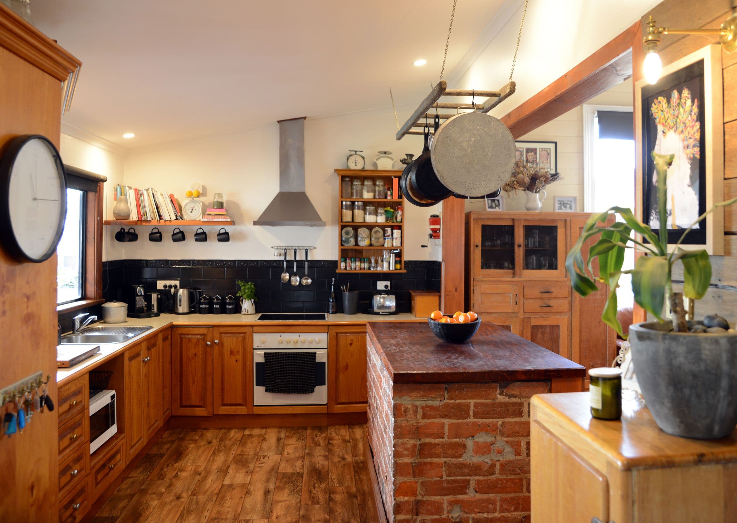 200 Henty Street, Casterton VIC 3311, Casterton - Thumbnail 2