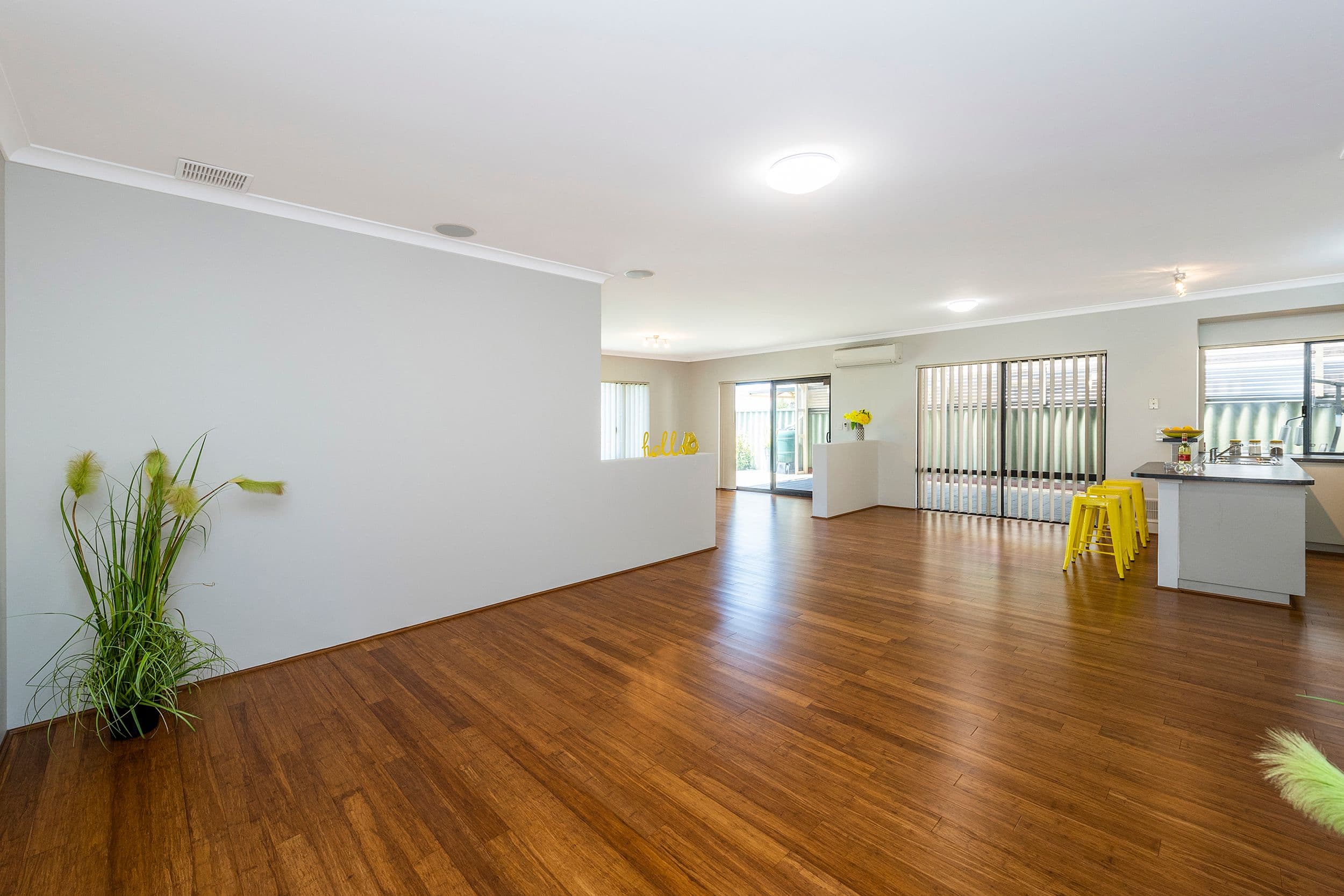28 Whyalla Circle, Port Kennedy WA 6172, Port Kennedy - Thumbnail 2