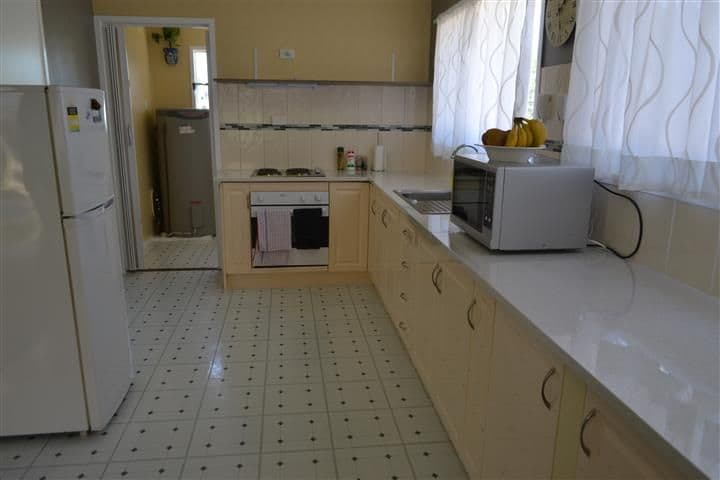 38 Wattle Street, NEW AUCKLAND QLD 4680, New Auckland - Thumbnail 2