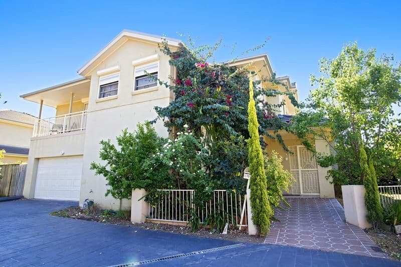 13 Hallen Place, WEST HOXTON NSW 2171, West Hoxton - Image 1