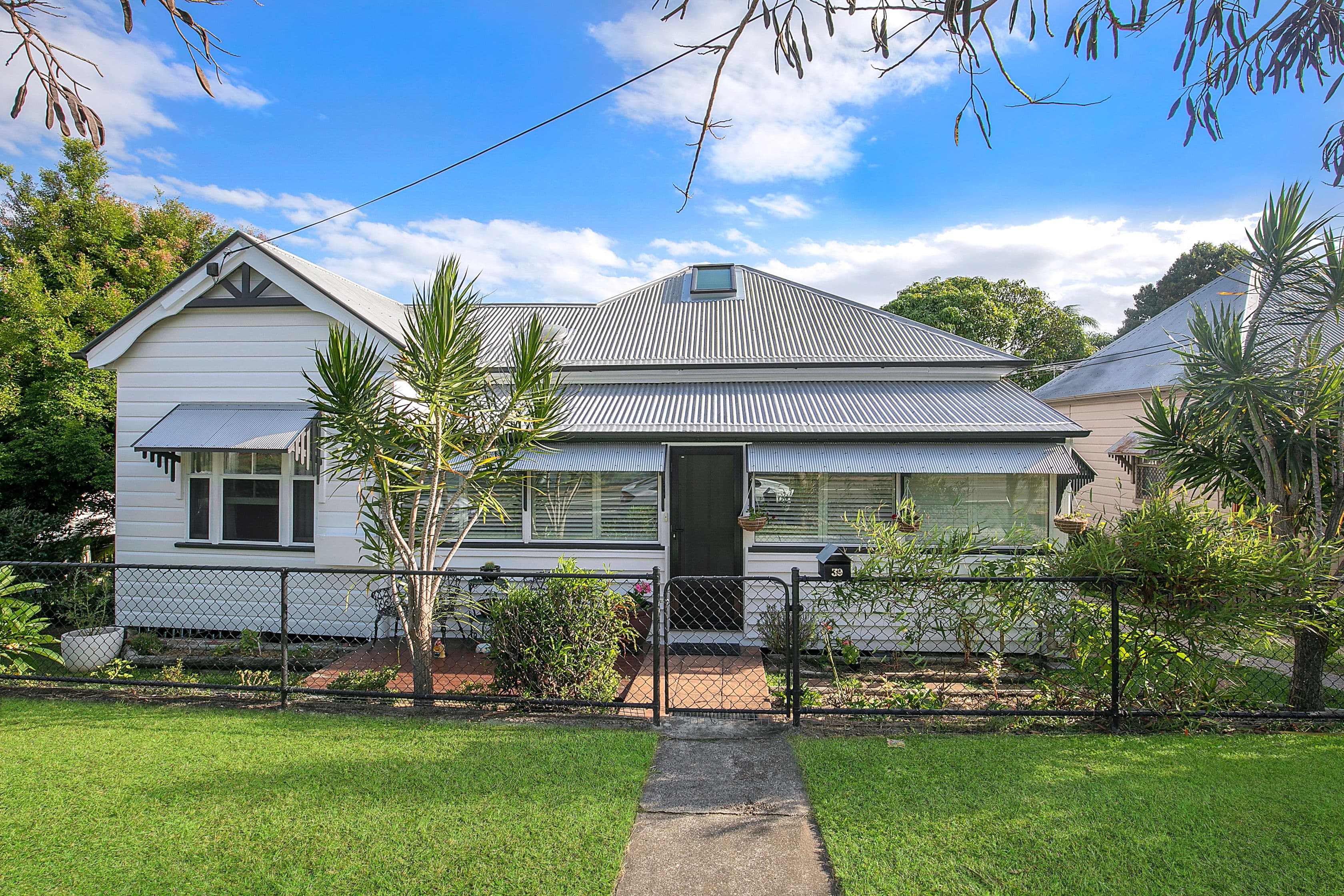 39 Rainbow Street, Sandgate QLD 4017, Sandgate - Image 1