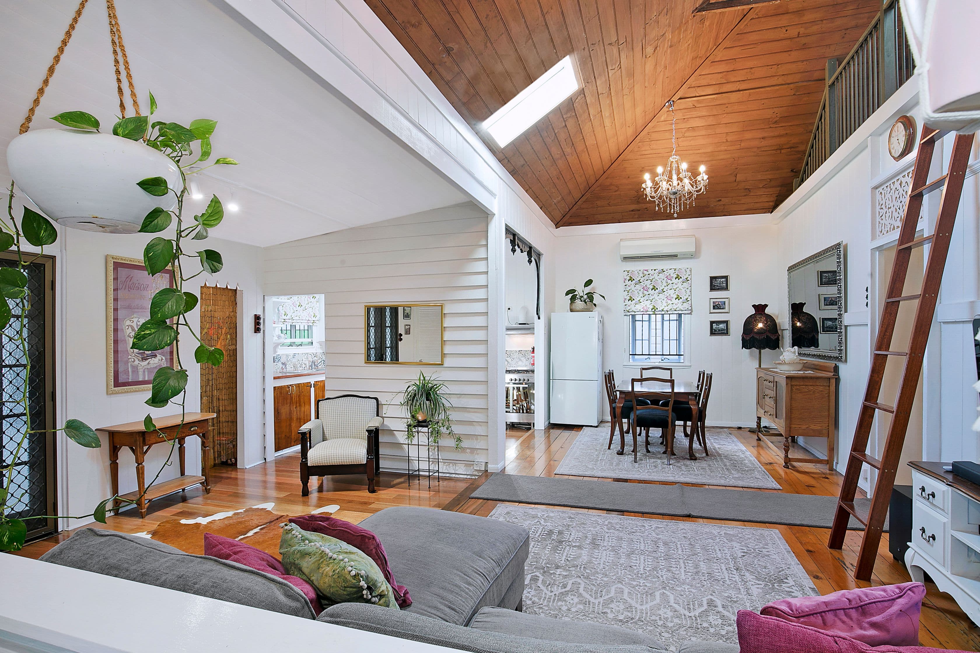 39 Rainbow Street, Sandgate QLD 4017, Sandgate - Thumbnail 3