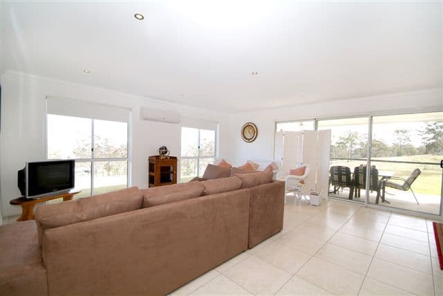 2 Hamilton Drive, VALE VIEW QLD 4352, Vale View - Thumbnail 4
