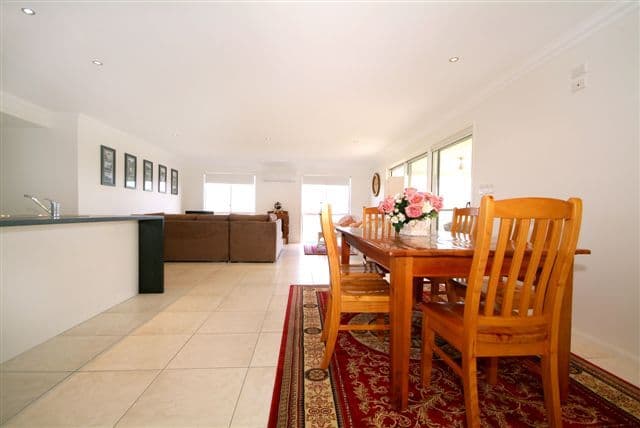 2 Hamilton Drive, VALE VIEW QLD 4352, Vale View - Thumbnail 6