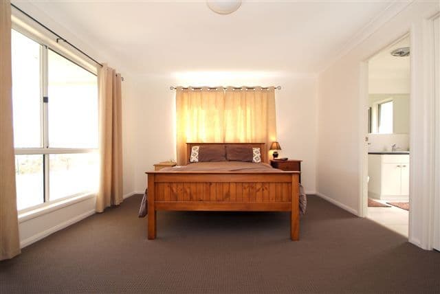 2 Hamilton Drive, VALE VIEW QLD 4352, Vale View - Thumbnail 7