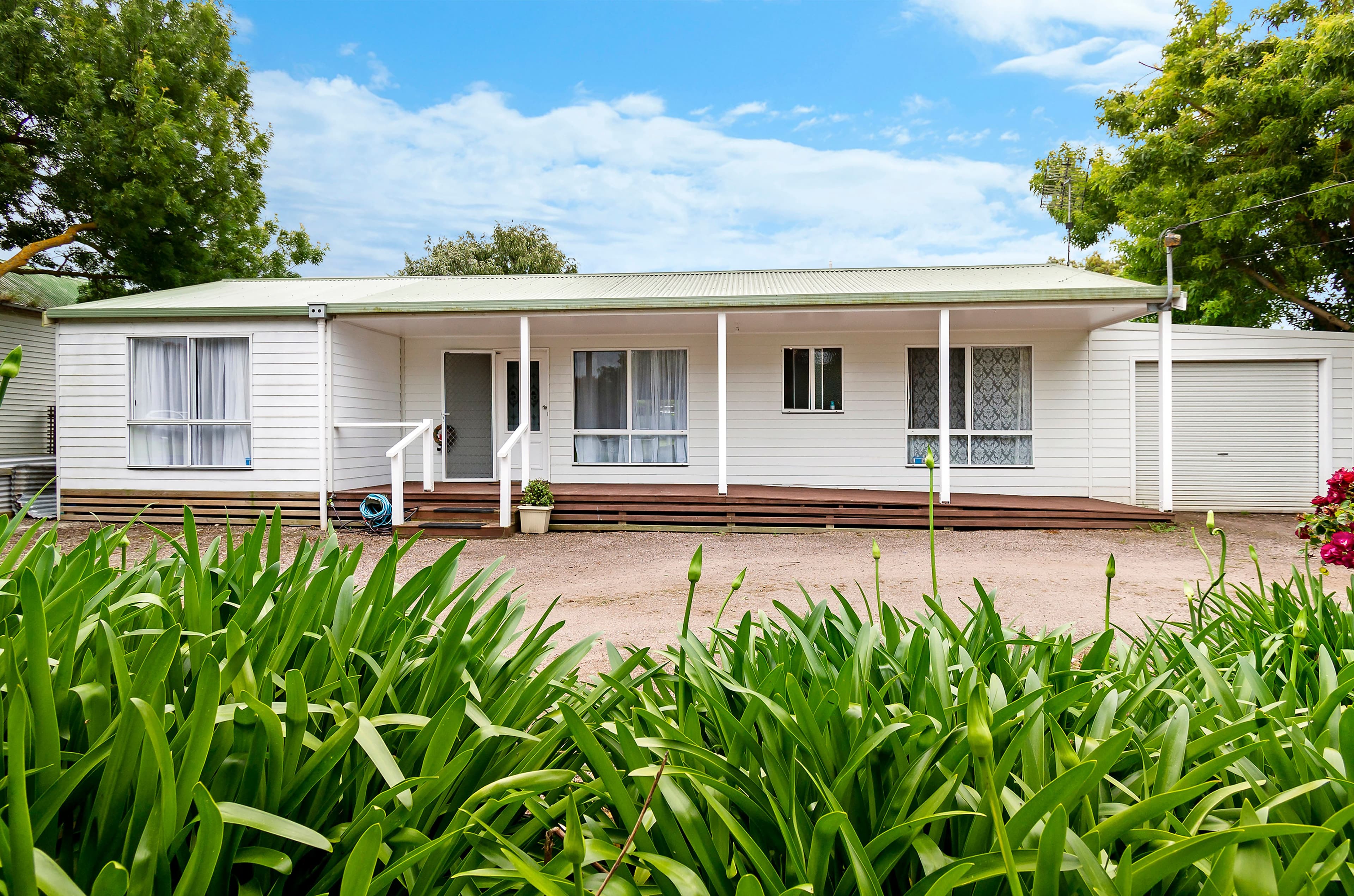 88 Kerr Street, Mortlake VIC 3272, Mortlake - Image 1