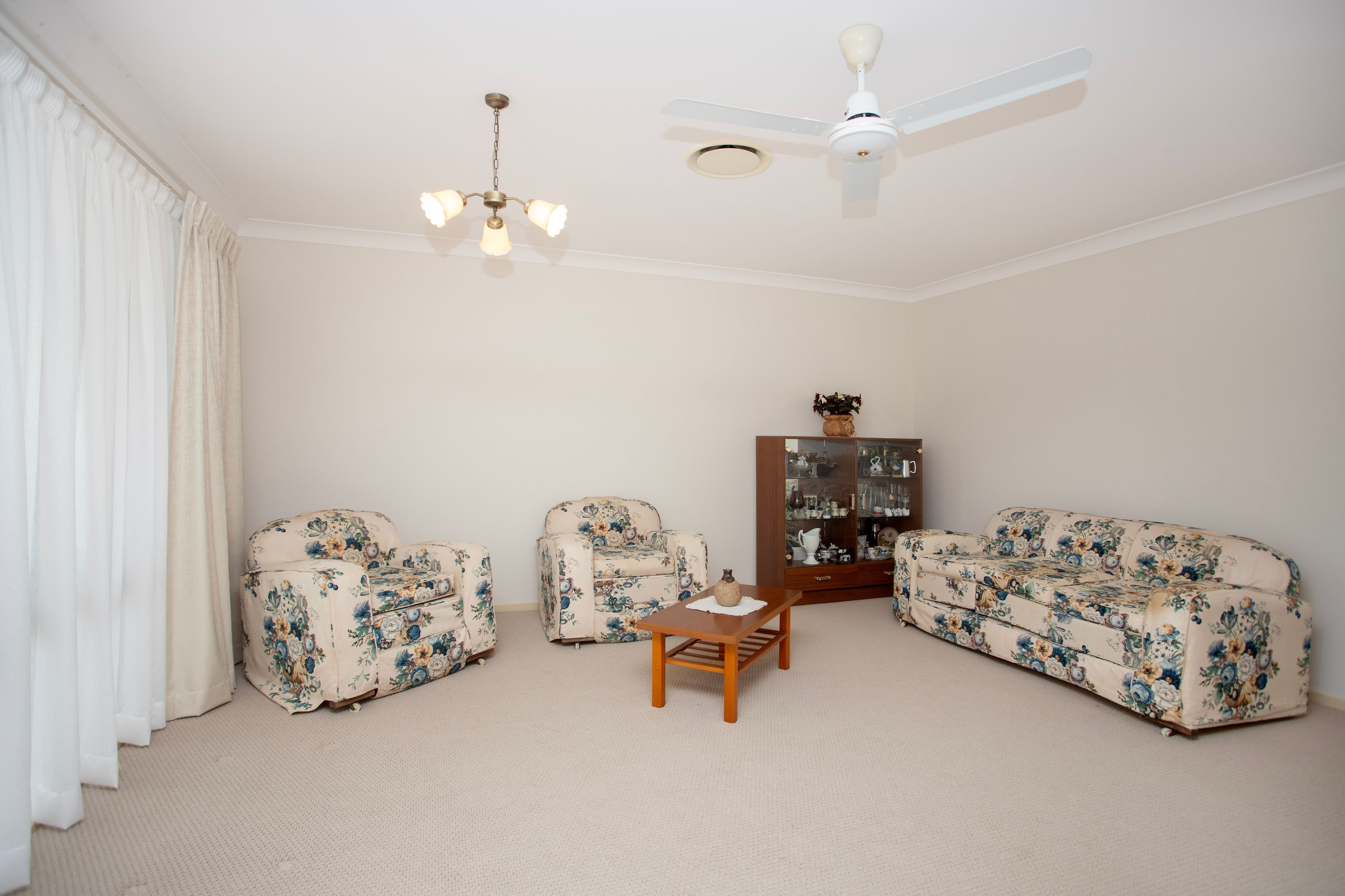 42 Kurrajong Crescent, Taree NSW 2430, Taree - Thumbnail 3