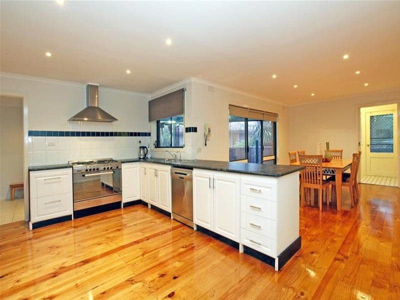 7 Apsley Court, MILL PARK VIC 3082, Mill Park - Thumbnail 2