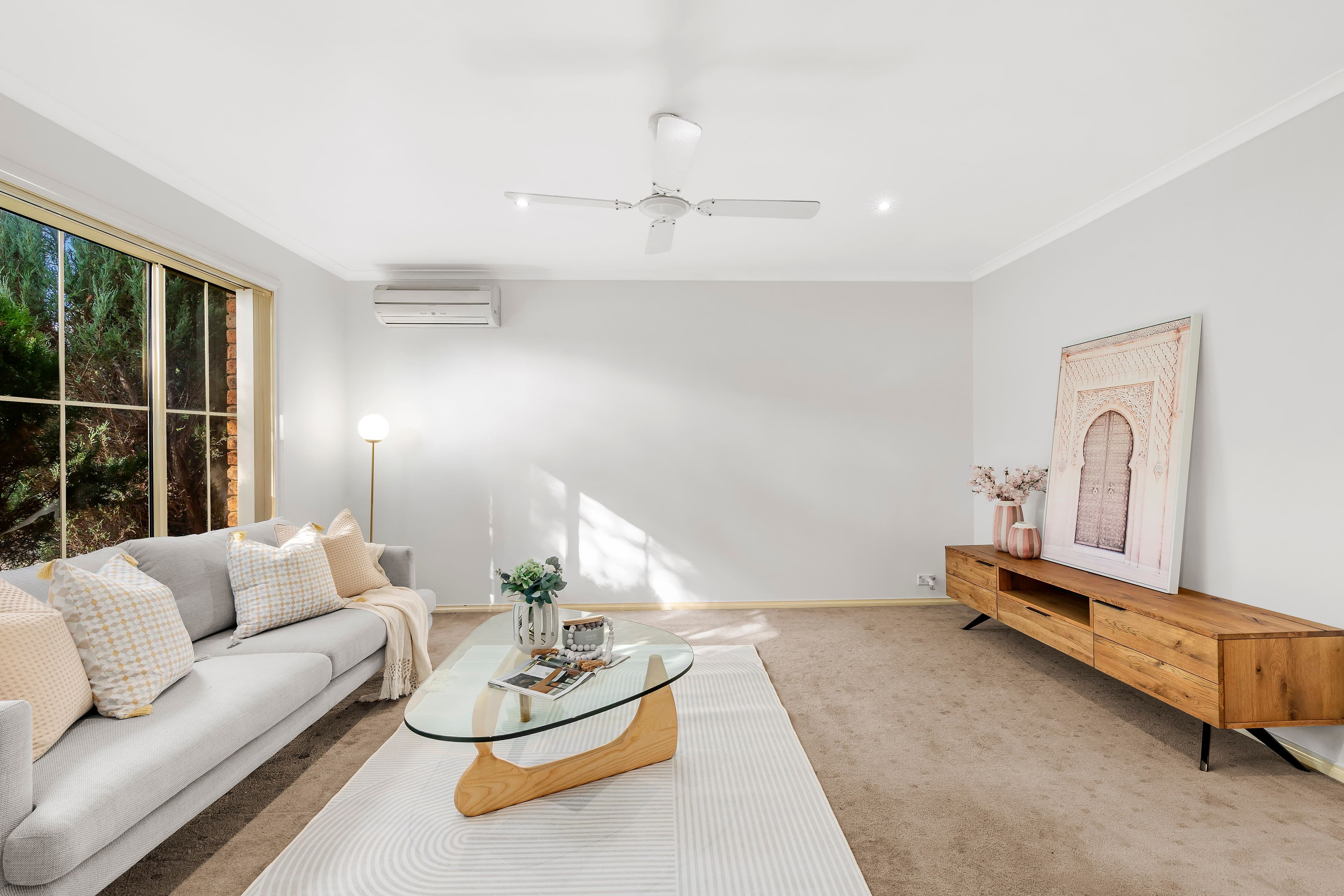 8 Mulcahy Court, Altona Meadows - Thumbnail 2