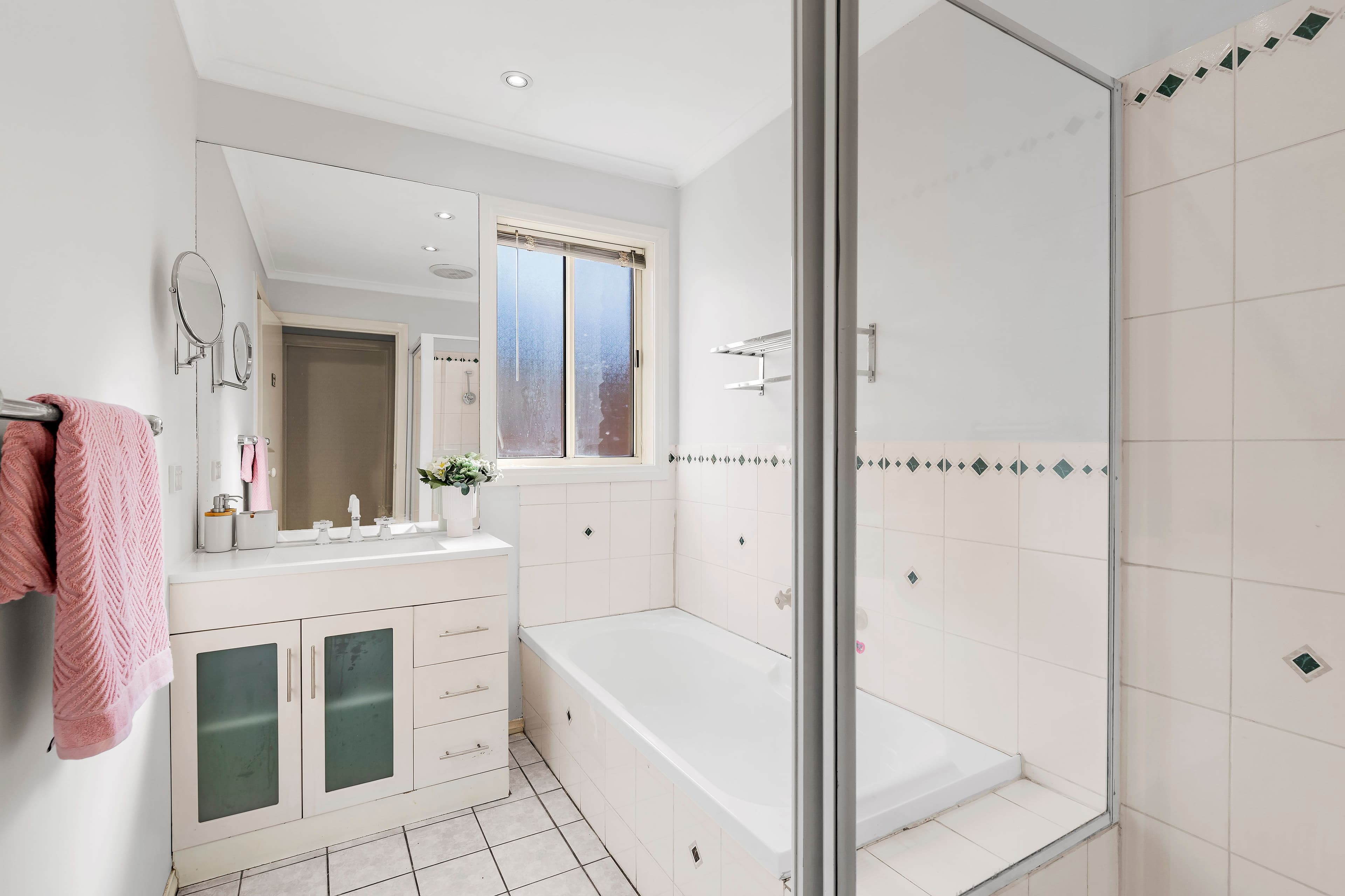 8 Mulcahy Court, Altona Meadows - Thumbnail 7