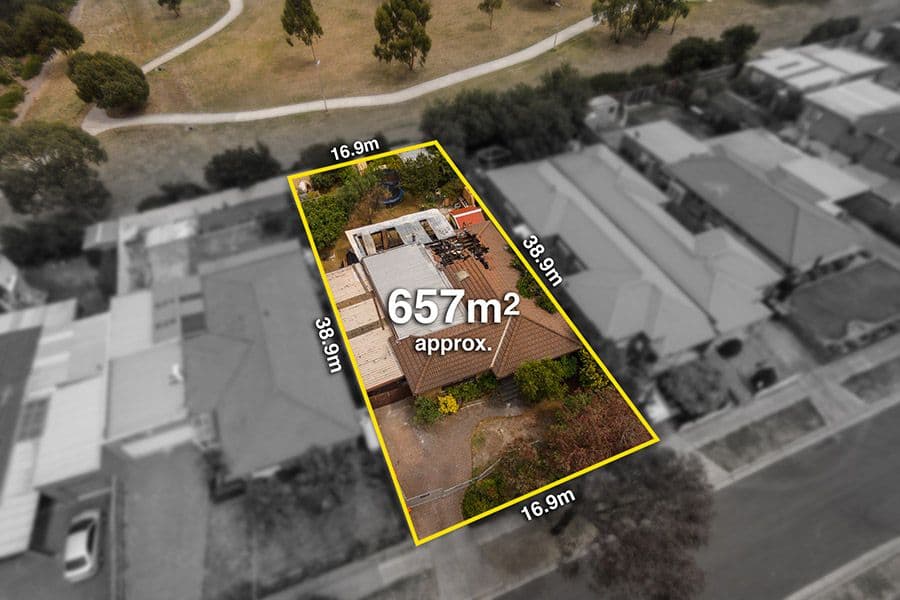 30 Bainbridge Close, Craigieburn VIC 3064, Craigieburn - Thumbnail 7
