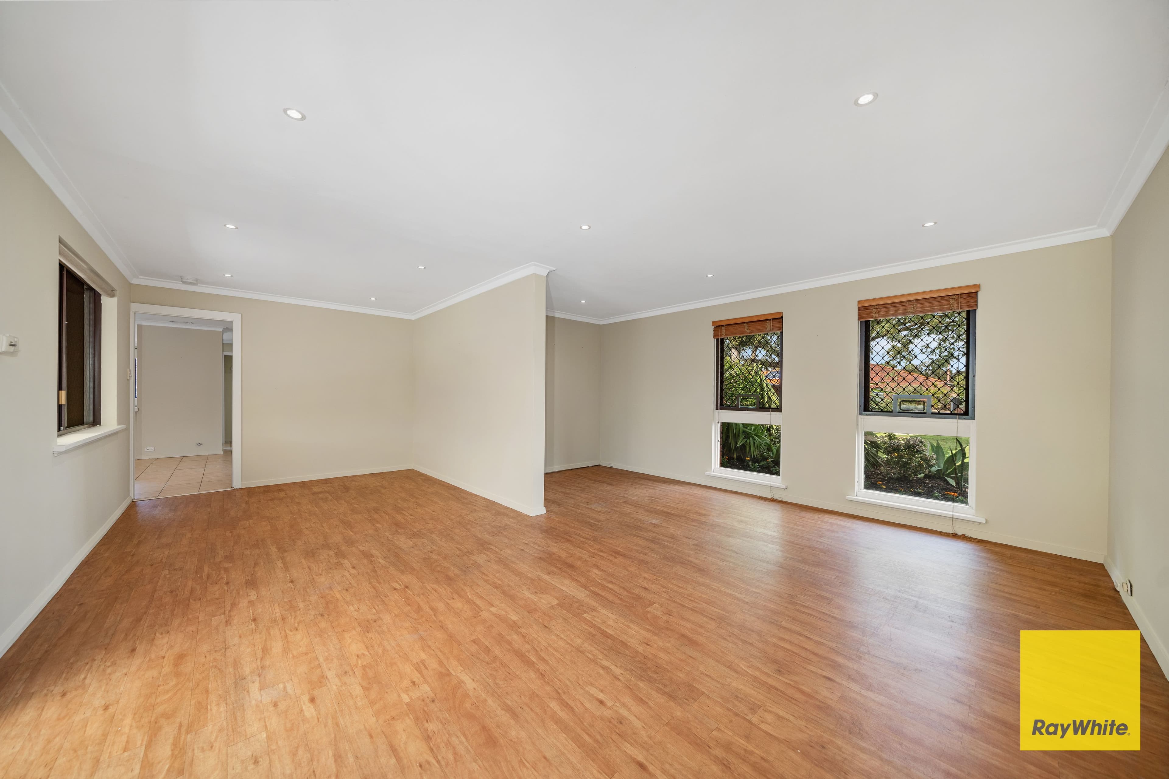 15 Strathaven Crescent, Greenwood WA 6024, Greenwood - Thumbnail 5