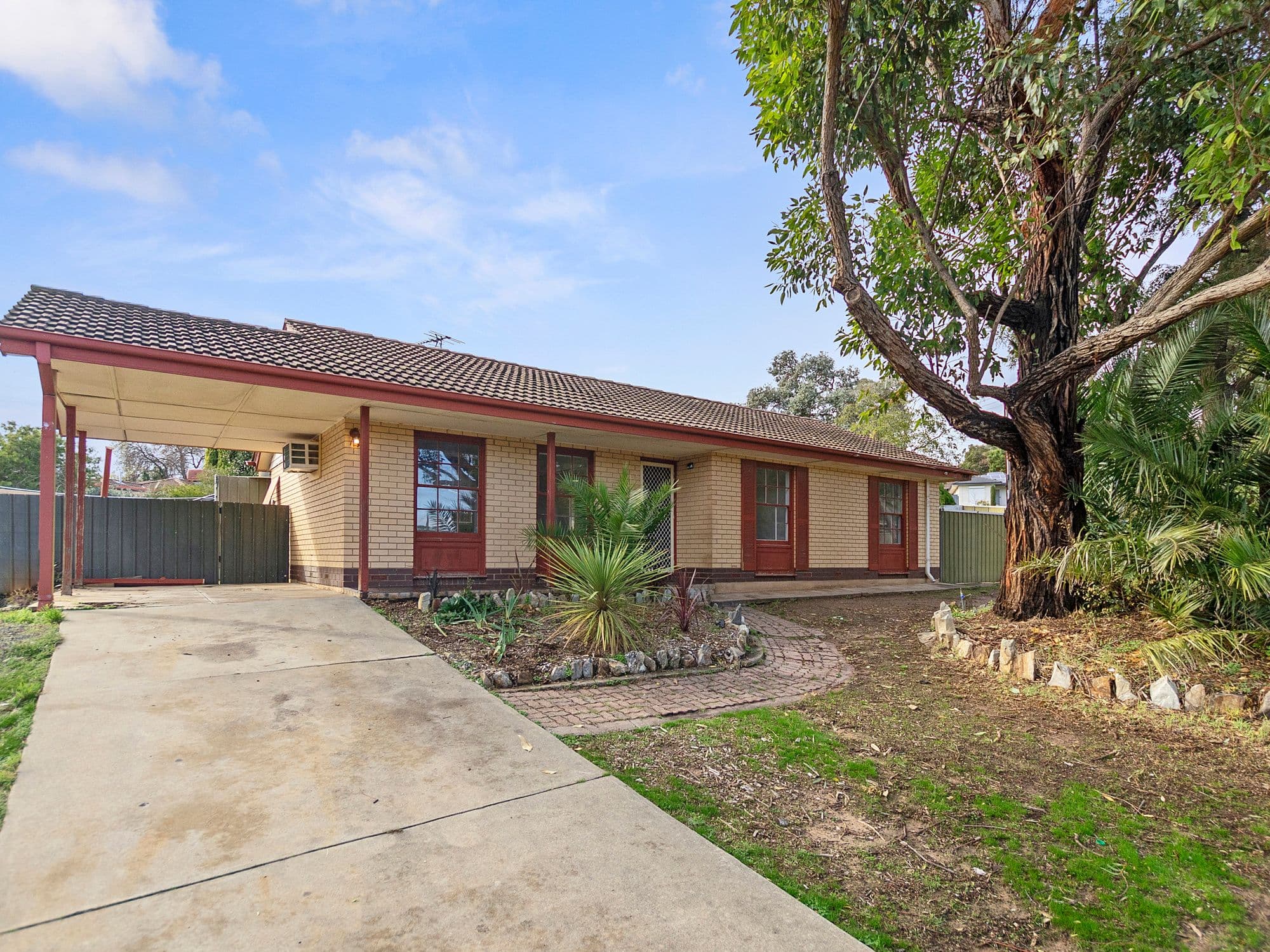 16 Alexander Crescent, Hackham SA 5163, Hackham - Image 1