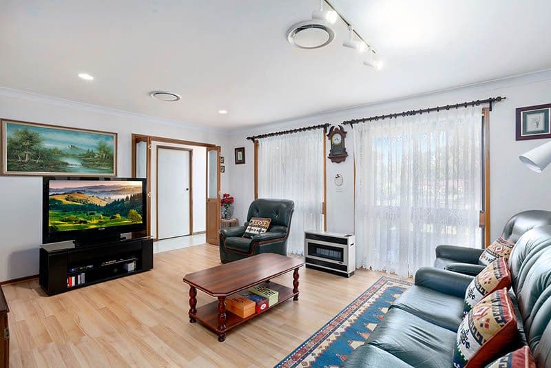 6 Blue Gum Place, Barrack Heights - Thumbnail 2