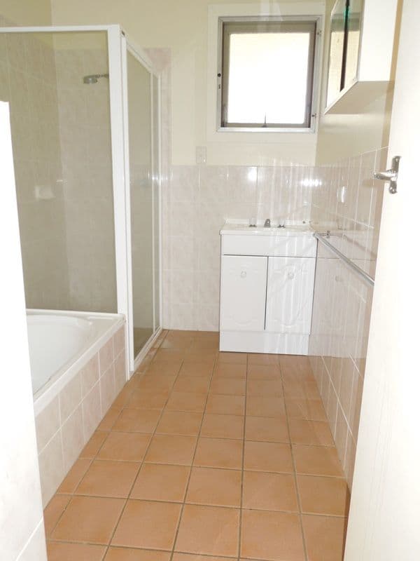 12 Griffiths Street, MOUNT GAMBIER SA 5290, Mount Gambier - Thumbnail 3