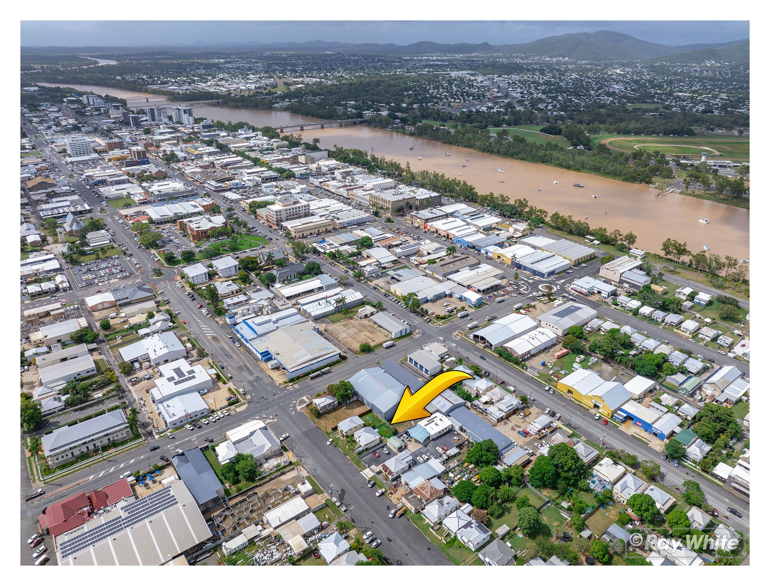 261 Alma Street, Rockhampton City QLD 4700, Rockhampton City - Thumbnail 2