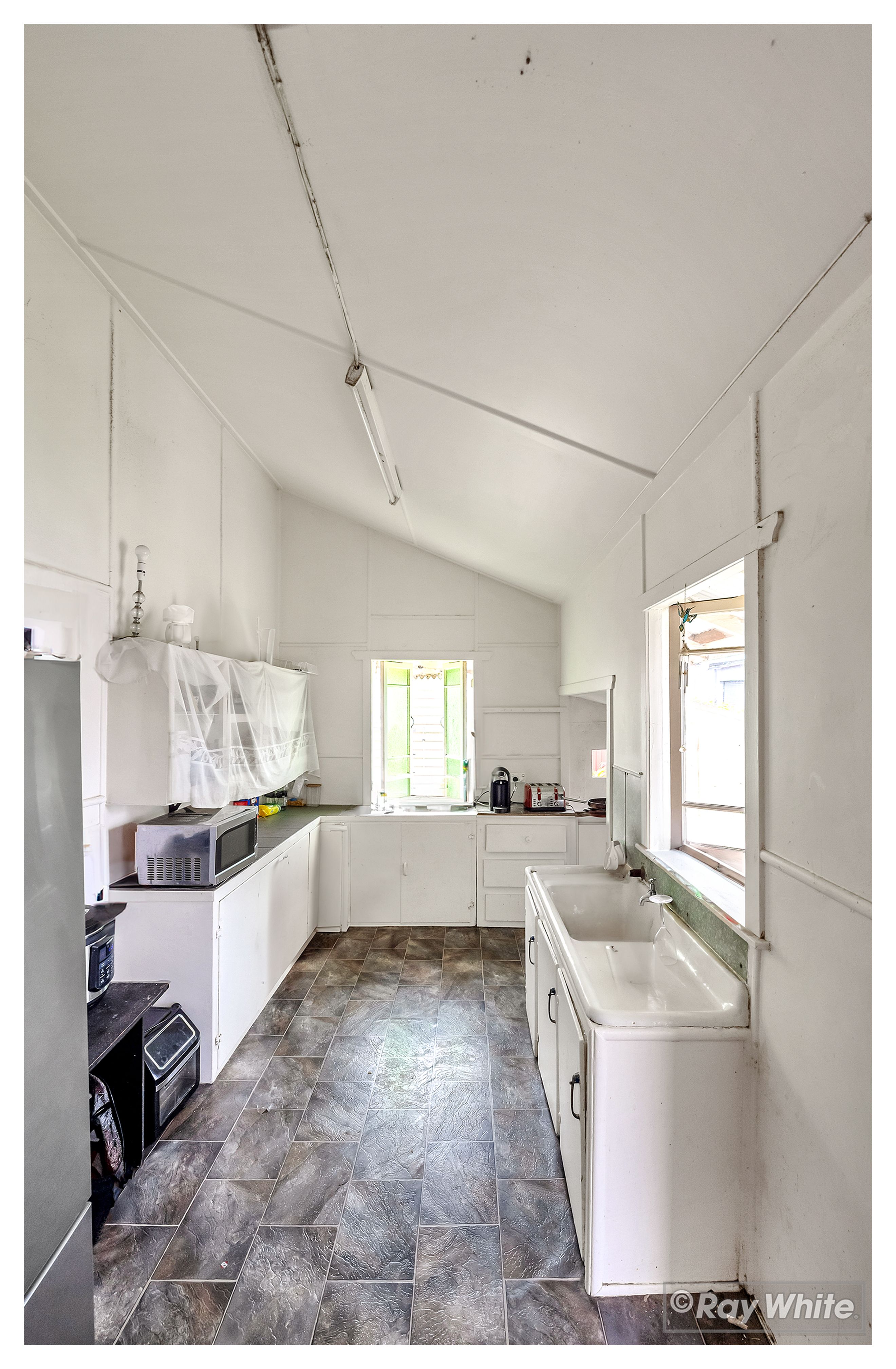 261 Alma Street, Rockhampton City QLD 4700, Rockhampton City - Thumbnail 4