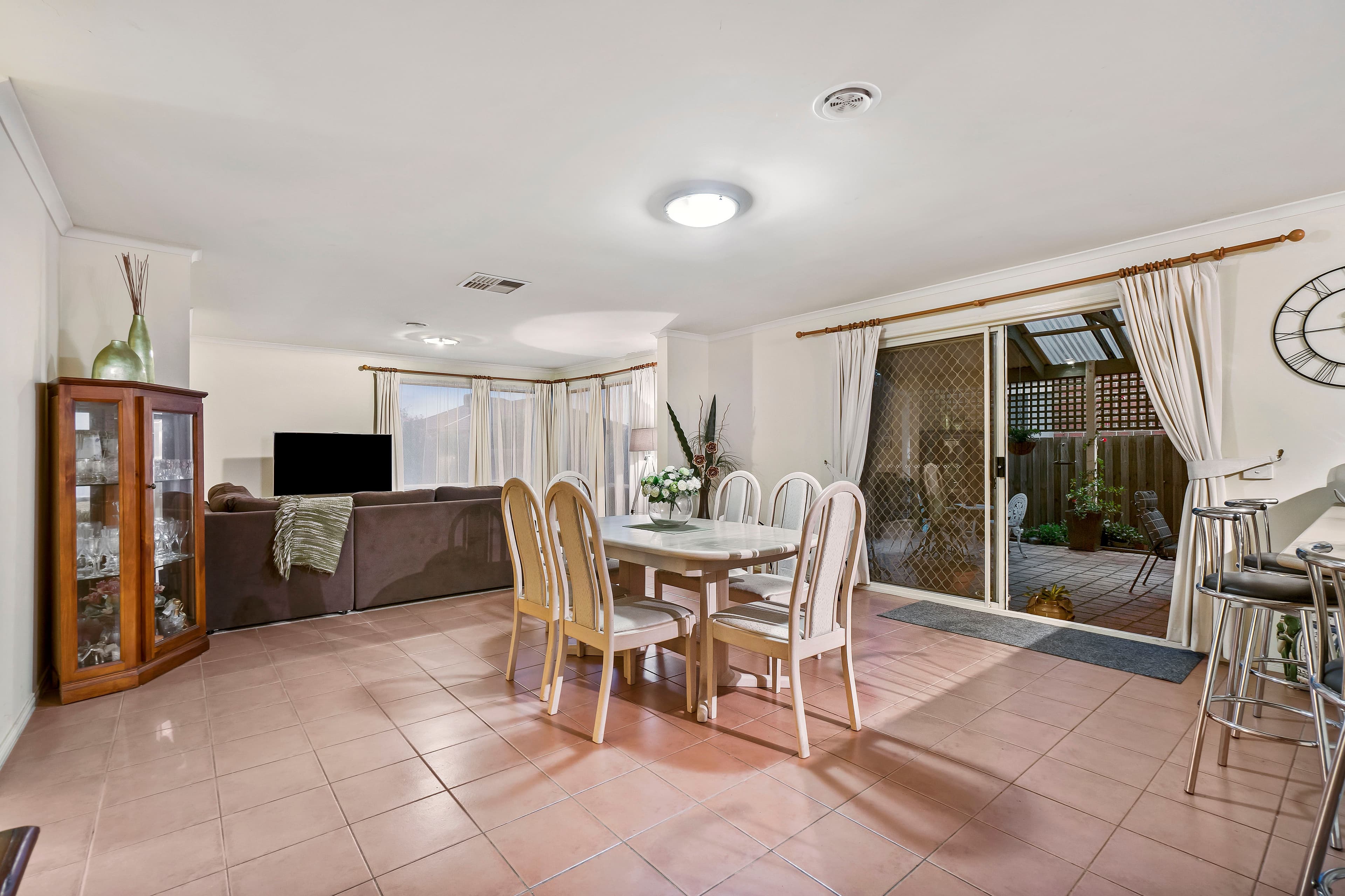 1 Hillsmeade Drive, Melton West VIC 3337, Melton West - Thumbnail 5