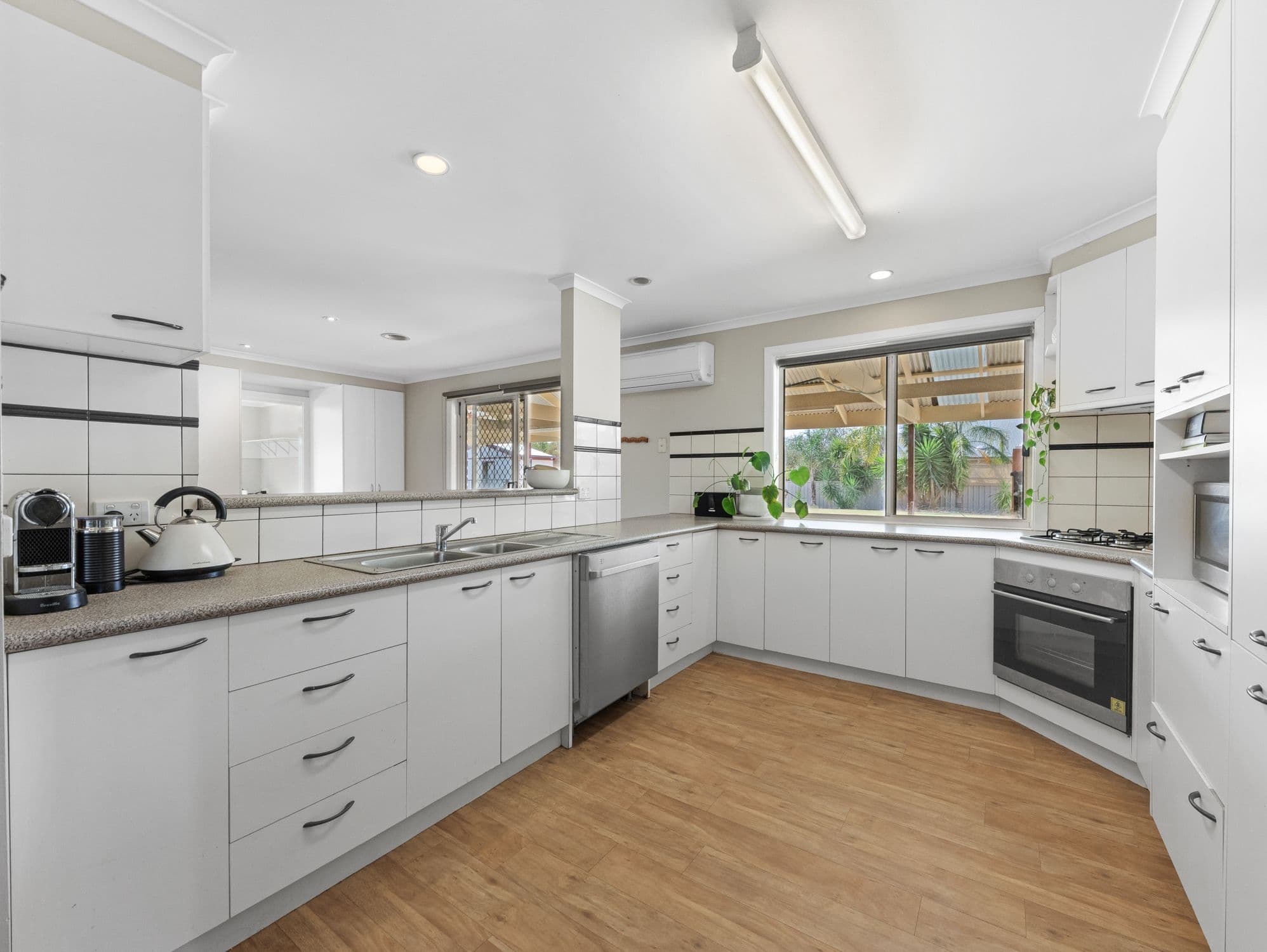 13 James Lillis Drive, Yarrawonga VIC 3730, Yarrawonga - Thumbnail 3