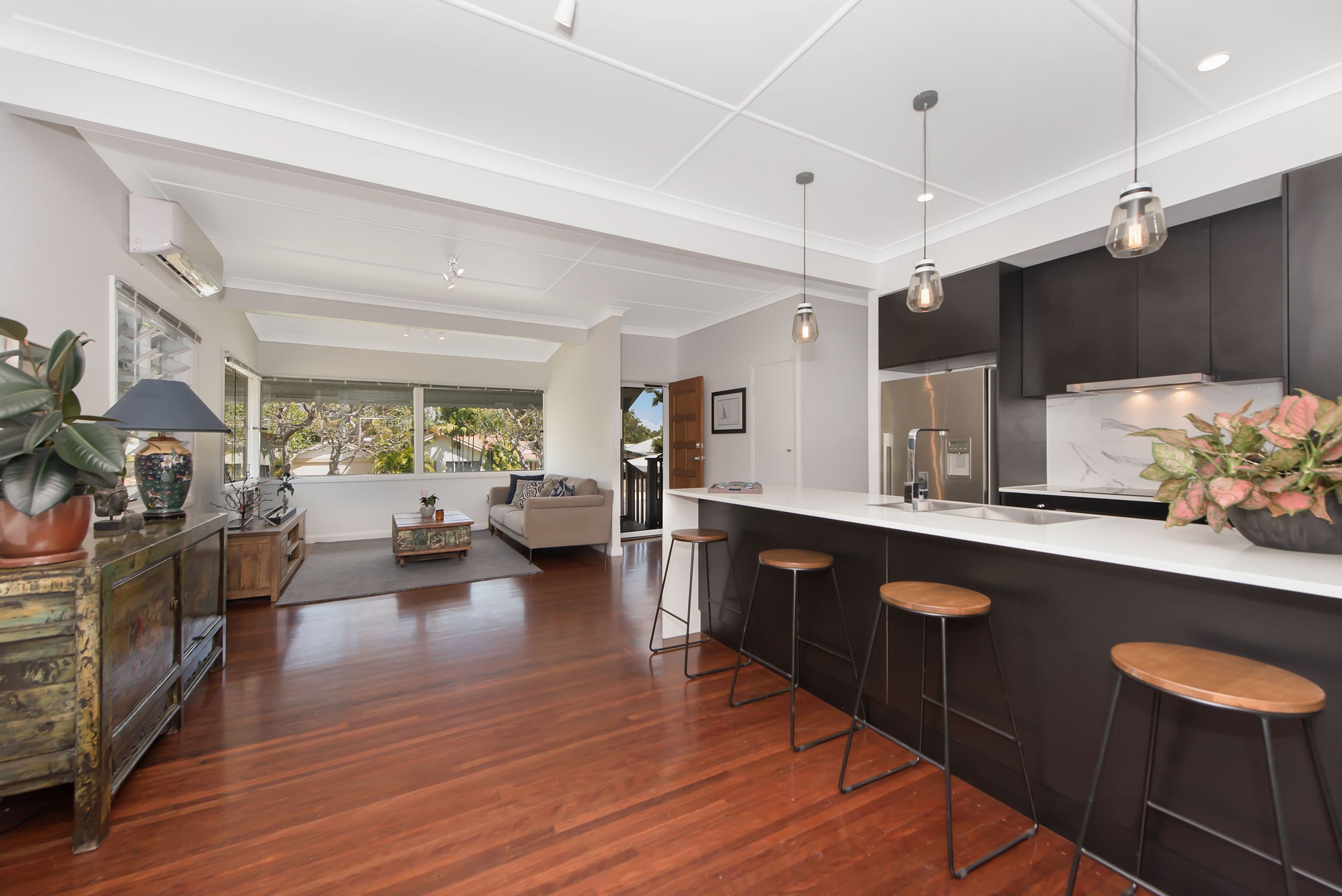 27 Ahearne Street, Hermit Park QLD 4812, Hermit Park - Thumbnail 4