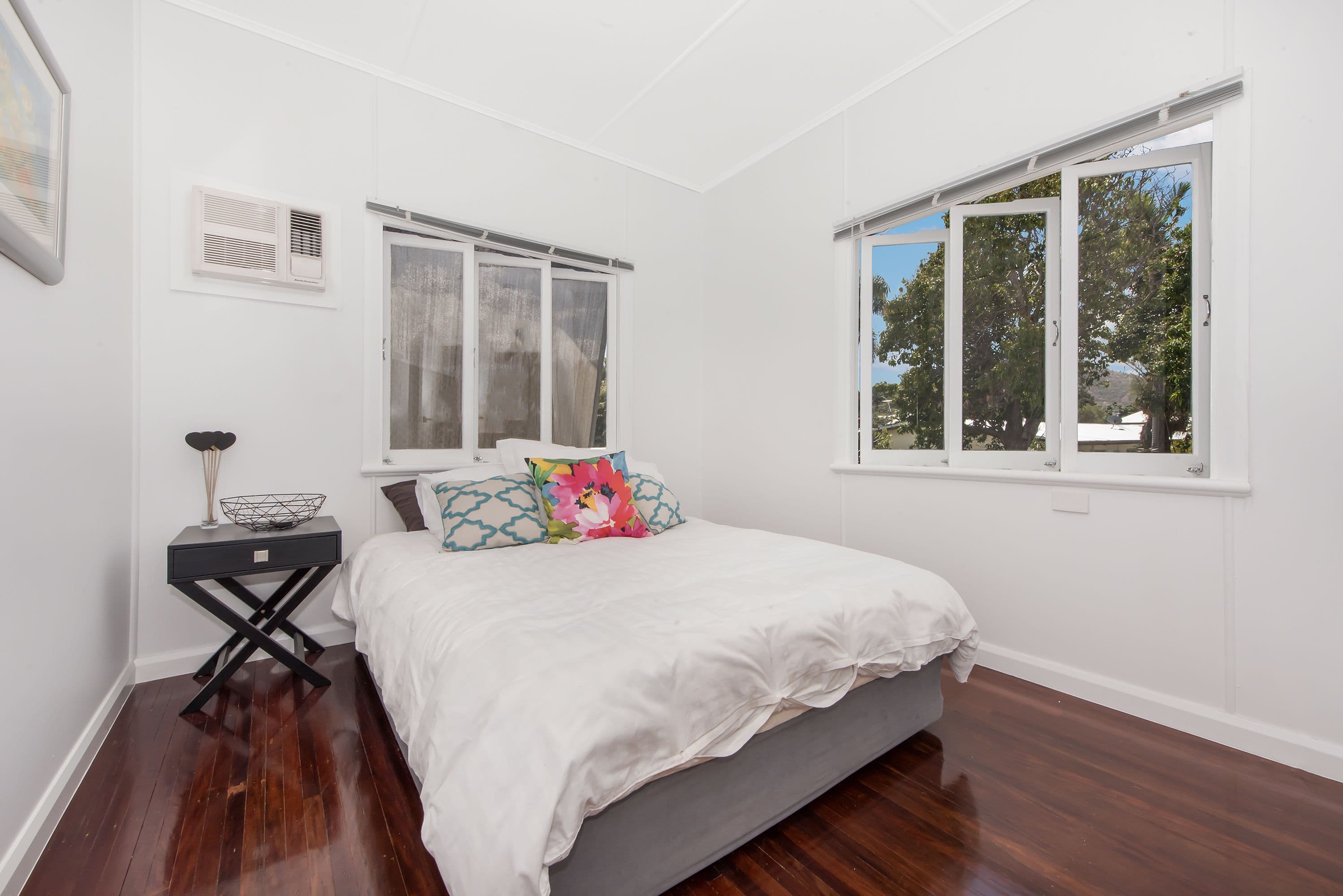 27 Ahearne Street, Hermit Park QLD 4812, Hermit Park - Thumbnail 8