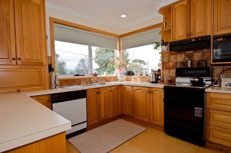 35 Broadview Crescent, TREVALLYN TAS 7250, Trevallyn - Thumbnail 2