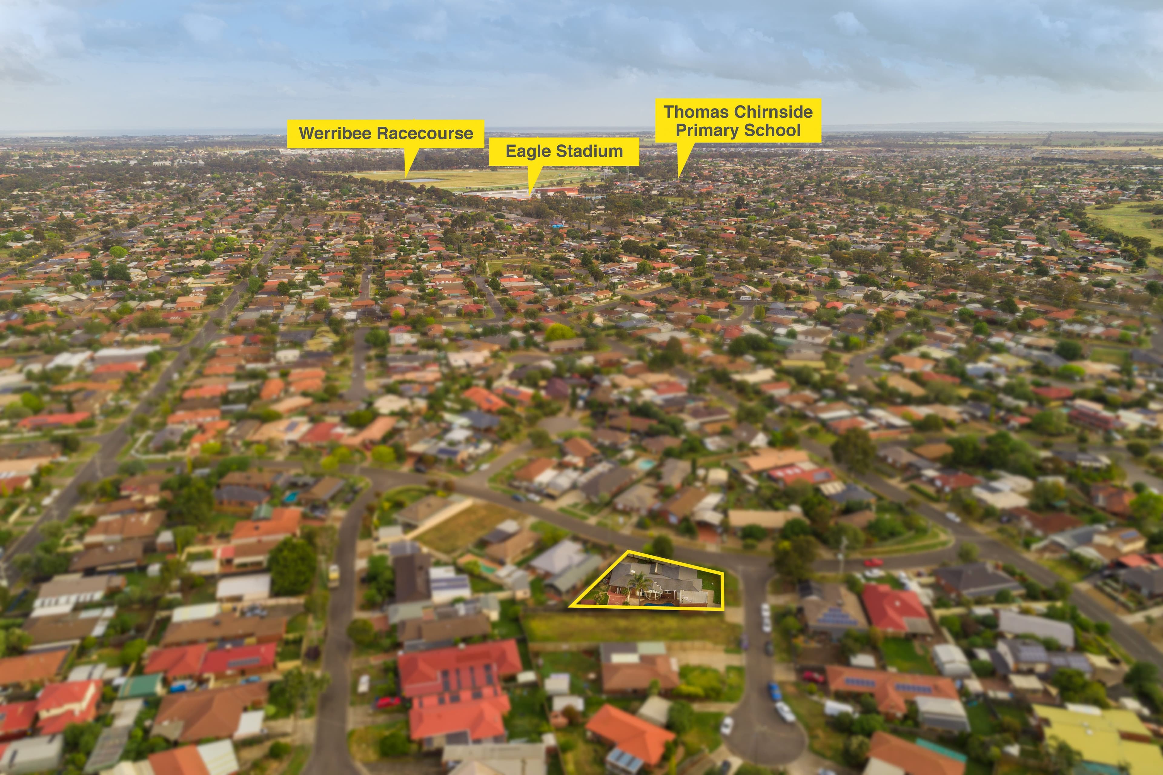 8 Malven Close, Werribee VIC 3030, Werribee - Thumbnail 5