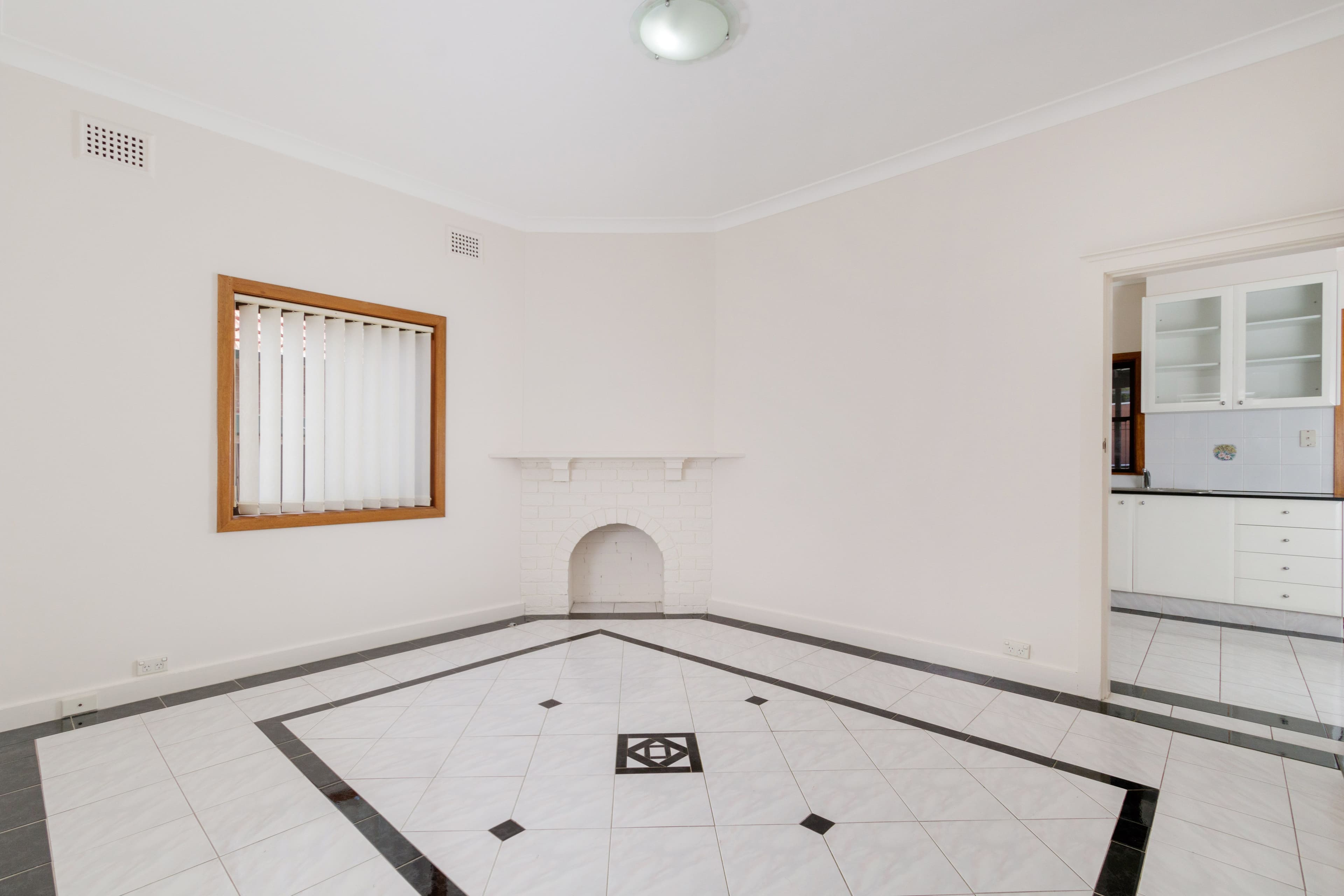 14 Timothy Street, Hurstville NSW 2220, Hurstville - Thumbnail 2