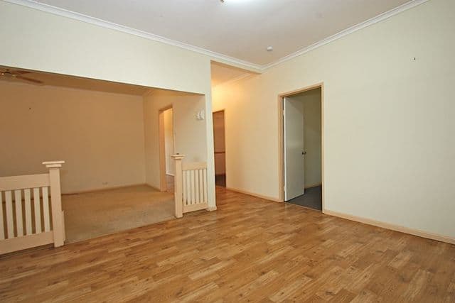 70 Holdsworth Road, NORTH IPSWICH QLD 4305, North Ipswich - Thumbnail 3