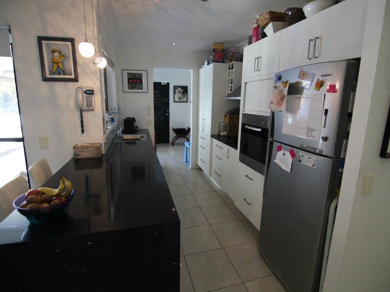 52 Foxmont Drive, CARINA QLD 4152, Carina - Thumbnail 3