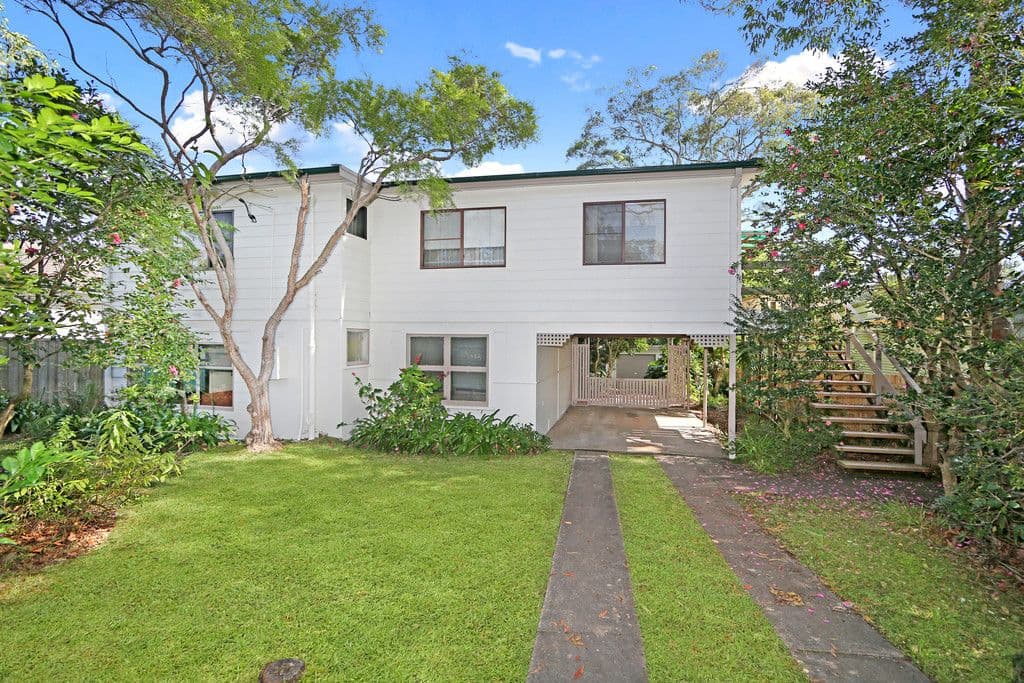 71 Lakin Street, Bateau Bay - Image 1