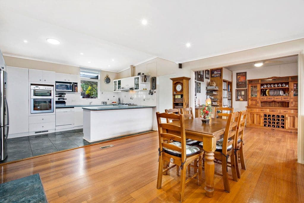 19 Bruce Street, Mitcham VIC 3132, Mitcham - Thumbnail 3