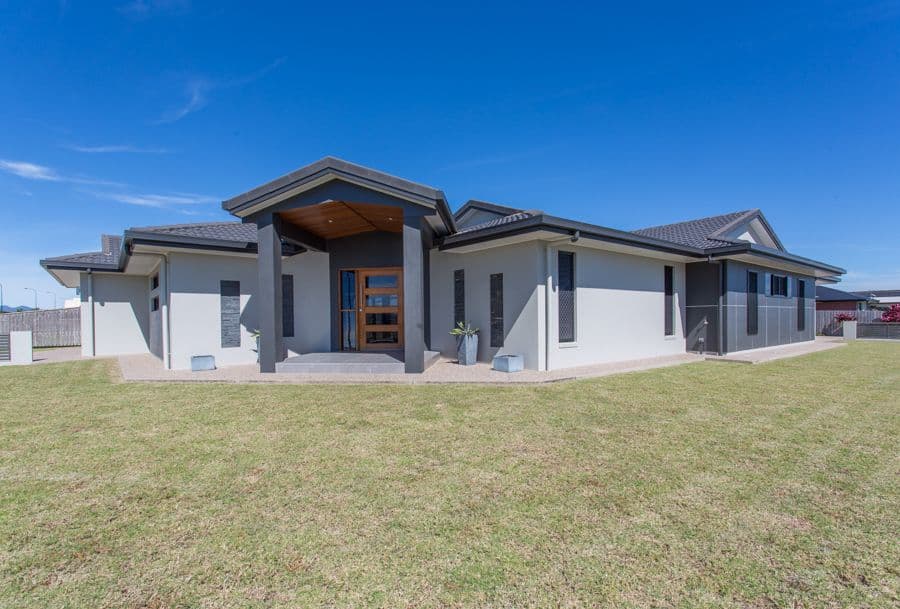 30 O'Riely Avenue, MARIAN QLD 4753, Marian - Thumbnail 2